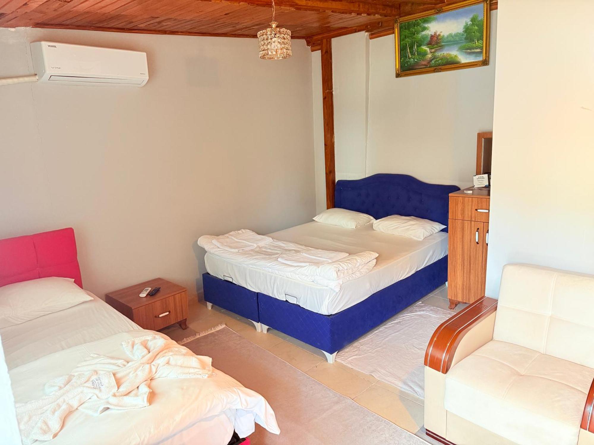 Oez Butik Otel Antik Kent Myrleia Mudanya Esterno foto