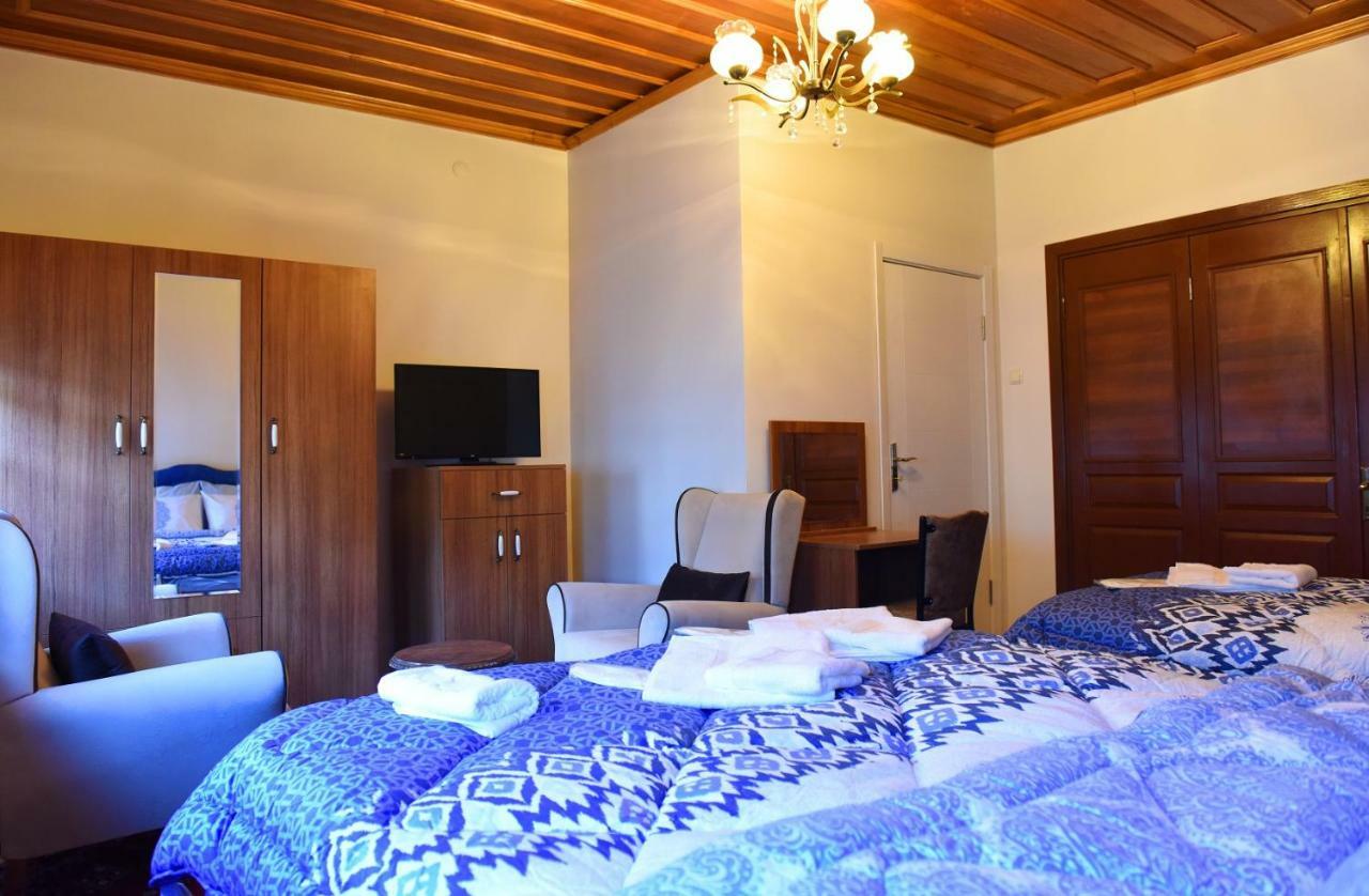 Oez Butik Otel Antik Kent Myrleia Mudanya Esterno foto